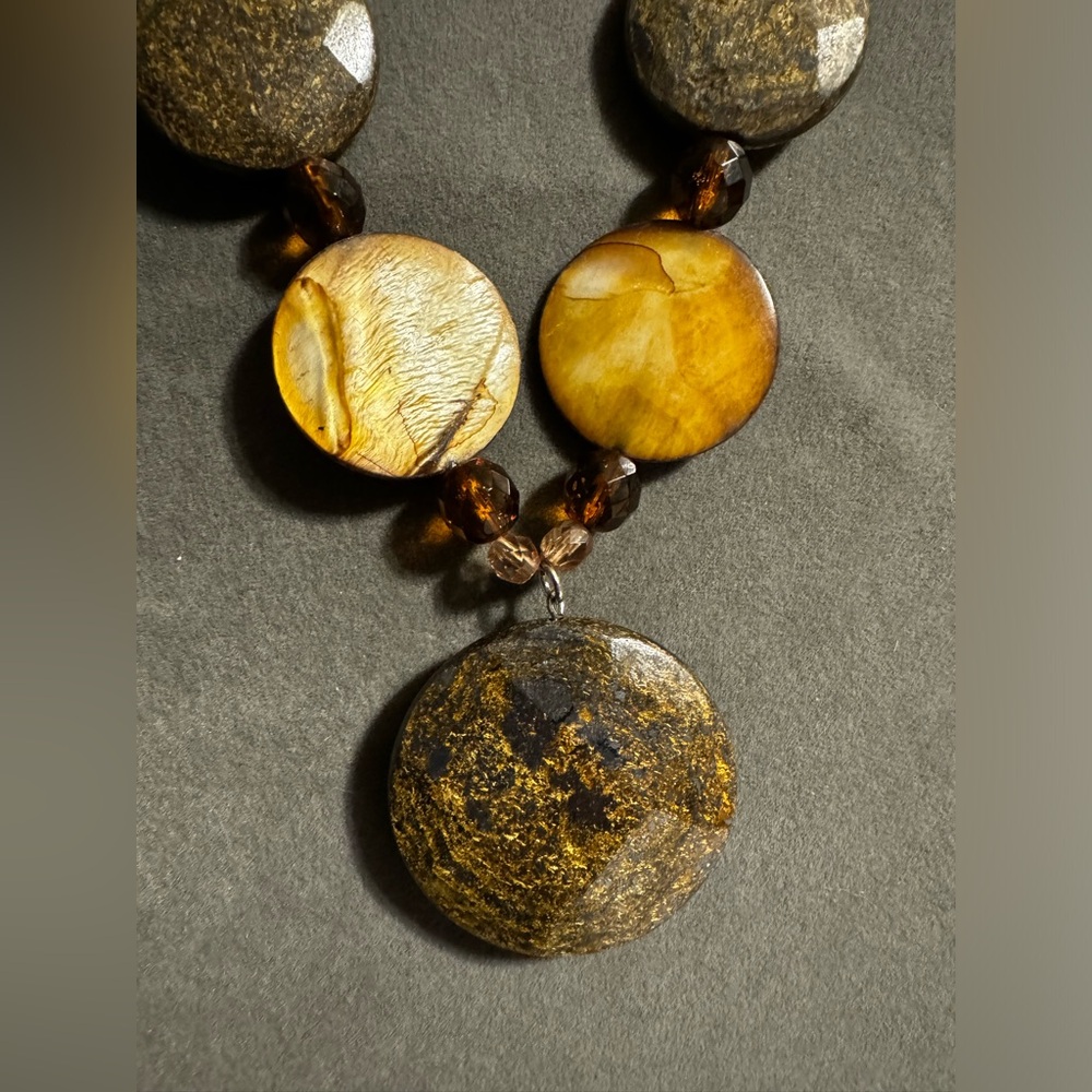 Bronzite Shell Statement Silver Tone Necklace - image 3